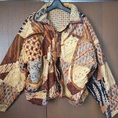 ★中古　古布バティック　中綿入りジャンパー★