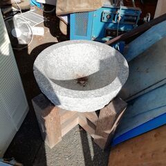 中古　石臼　３　※杵なし　※現状渡し