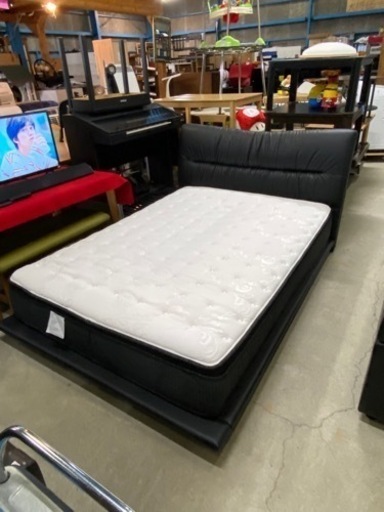 大好評!!ダブルベッド!!格安自社配送もご相談ください!!