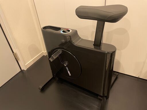 BIKEBOX コンパクトに収納できる四角いフィットネスバイク