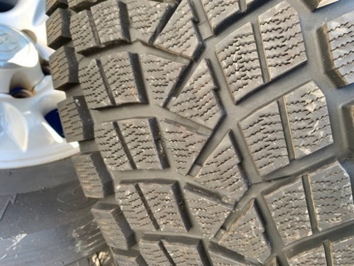 265/70r/16 スタッドレスタイヤ　ハイラックスサーフ　プラドetc