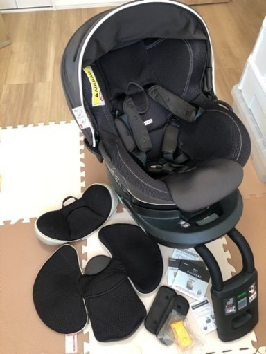 チャイルドシート　エールべべ・クルット4iグランス