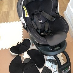 チャイルドシート　エールべべ・クルット4iグランス