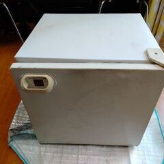 ■ 中古「0円早い方優先！1ドア冷蔵庫47L　動作確認済　差し上...