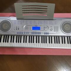 電子ピアノ　キーボード　カシオ