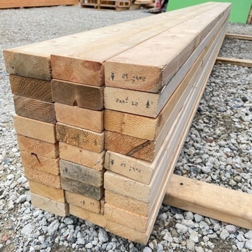 ❌完売❌☆高品質で激安木材☆  大人気2×4材 3.65m×27本セット!