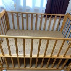 (取引中)KATOJIベビーベッド無料でお譲りいたします。の画像