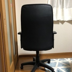 美品！回転イス　ひじ掛け・キャスター・高さ調整付きの椅子！の画像
