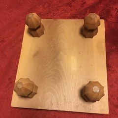 【取引中】将棋盤　（足つき）の画像