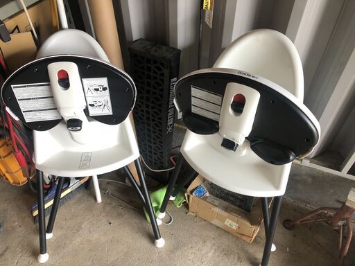 BABY BJORN ベビーチェア ハイチェア 2脚あります！折りたたみイス お食事チェア ベビービョルン