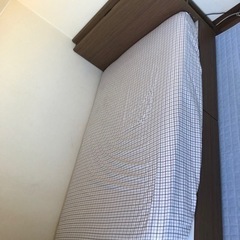 【値下】セミダブル　ベッド　フレームのみ