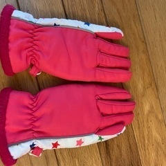 ハローキティ　女児雪遊びジャンプスーツ　手袋セット値下げの画像