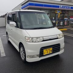 ダイハツ　19年式タントカスタム