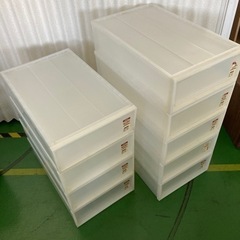 ● 無印良品、収納ケース、１個500円