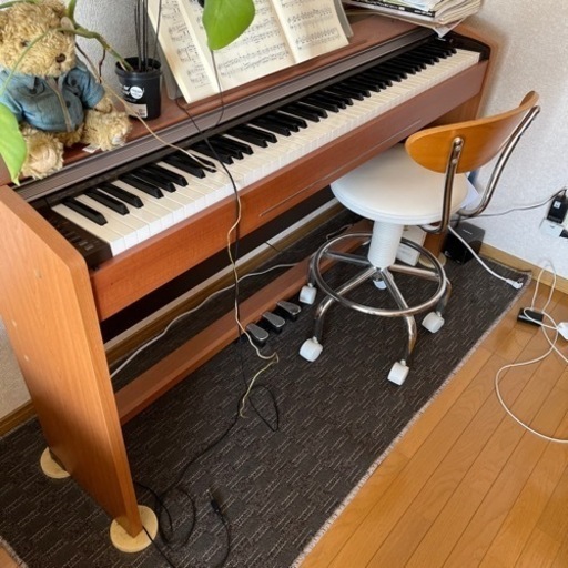 CASIOカシオ　電子ピアノ