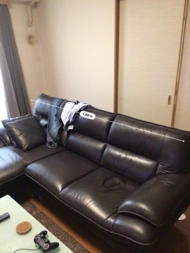 ソファー★革製★中古★ニトリ製★年始5日迄限定★左側使用感あり★二分割済み★脚取外し済み