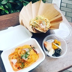 キッチンカーのスタッフさんの募集です。の画像