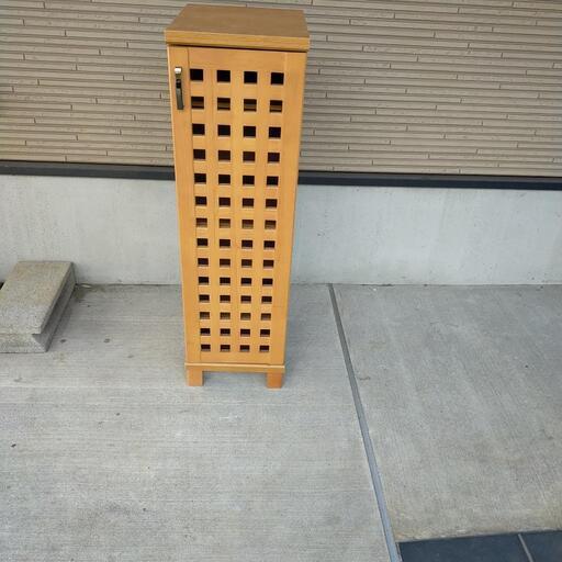 下駄箱　扉付き