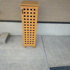 下駄箱　扉付き