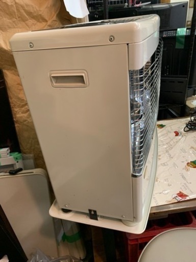 サンポット　煙突式石油スト分解整備済　KSH-69RC　木造18畳　コンクリート29畳