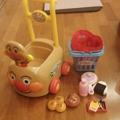 アンパンマン　おもちゃ　ショッピングカート　お買い物　あんぱんま...
