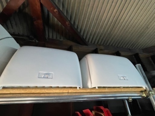 純正リアボックス業者塗装済み