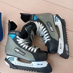 BAUER SUPREME 11 ジュニア

　ホッケー