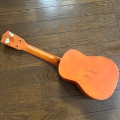 差し上げます ウクレレ 壊れています。の画像