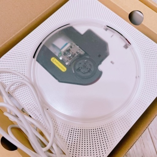 壁掛けCDプレーヤー