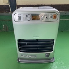 石油ファンヒーター　SHARP 6畳用　2005年製