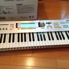 KORG　TRITON Le　61鍵