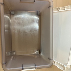 プラスチック　衣装ケースの画像