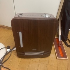山善　加湿機能付きセラミックヒーター　DHF-KB121の画像