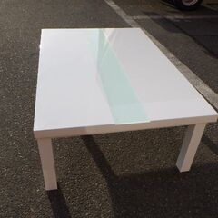 家具調こたつ　ホワイト　2018年製　株式会社ブラス　￥8580税込の画像