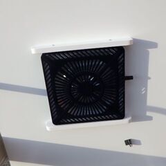 家具調こたつ　ホワイト　2018年製　株式会社ブラス　￥8580税込の画像