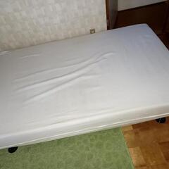 『無料』足付きコイルマットレス