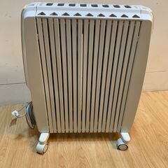 ✨🔔期間限定・特別価格🔔✨良品！De'Longhi デロンギ DRAGON TDD0915W オイルヒーター 季節家電 暖房  【中古家電】の画像
