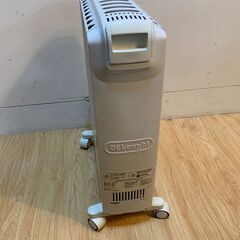 ✨🔔期間限定・特別価格🔔✨良品！De'Longhi デロンギ DRAGON TDD0915W オイルヒーター 季節家電 暖房  【中古家電】の画像