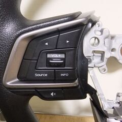 ☆最終値下げ！SUBARU　XＶ用　純正ステアリング　左右スイッチ付き！（現状渡し）☆の画像