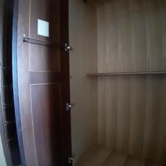 洋服だんすの画像