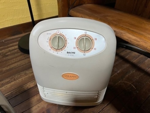 電気ファンヒーター