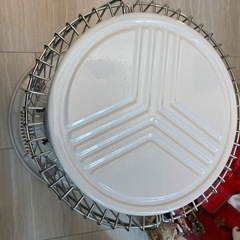 廃盤　トヨトミ 対流形 石油ストーブ 日本製 ホワイト KS-6700(W)の画像