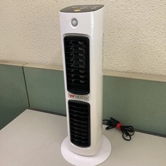 アイリスオーヤマ セラミックファンヒーター 人感センサー付き ハ...