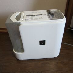 大型4L! 加湿器 SHARP HV-Y50CXの画像