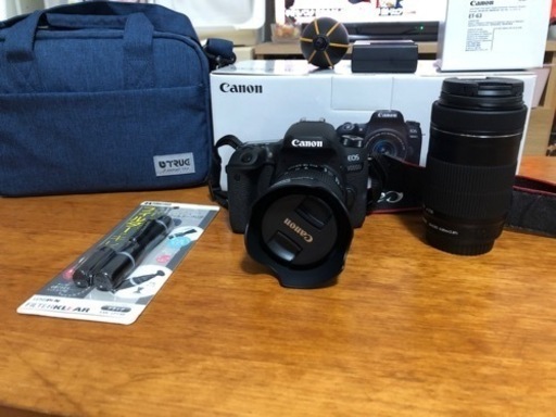 Canon EOS9000D 一眼レフカメラ　ダブルレンズ