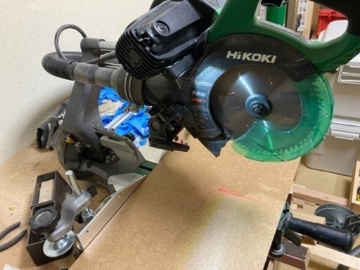 （値下げ）卓上スライド丸のこ　ハイコーキ　c6rshd