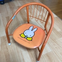 子供の椅子