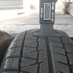 イボ！と9分山155/65R13ブリヂストンスタッドレスタイヤ ICE PARTNER2・REVO GZ4本セットの画像