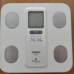 オムロン 体重体組成計 omron hbf-202wの画像