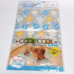 ペットクールマット アルミシートと冷却ジェルでペットが喜ぶふんわりマット【M】の画像